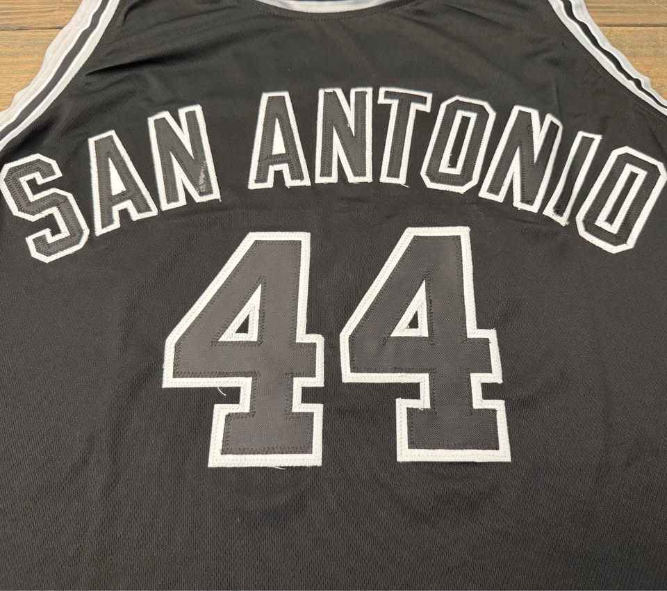 ✅ George Gervin “Iceman” Autographed Custom San Antonio Jersey #44 (JSA Witnessed) 🏀🔥