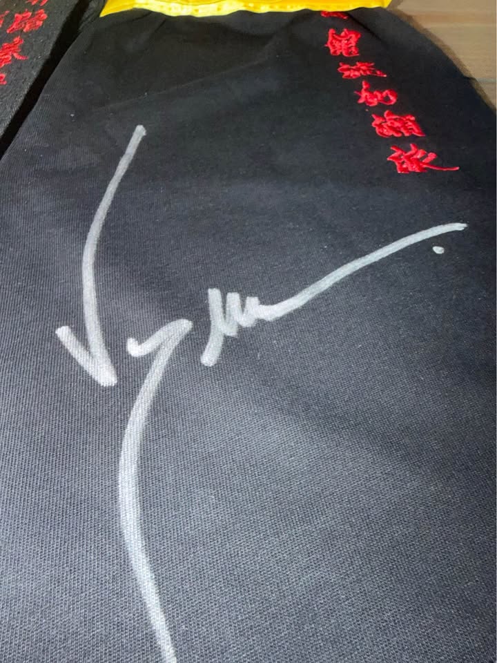 🥋🔥 Jean-Claude Van Damme Signed “Bloodsport” Trunks + COA (Authentic Signings Inc.) 🔥🥋