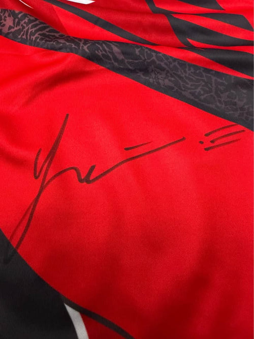 Yair Rodriguez Signed Fight Shorts – Beckett Witnessed (El Pantera)