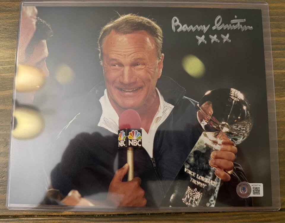 🏈 Barry Switzer Signed 8x10 Photo “XXX” Inscription (Beckett AC55714) Cowboys