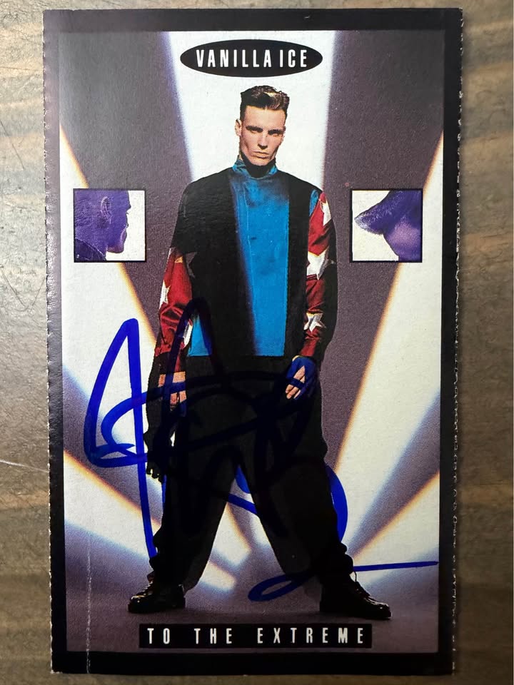 🎤 Vanilla Ice Signed “To The Extreme” Album Insert + Cassette – JSA Authenticated