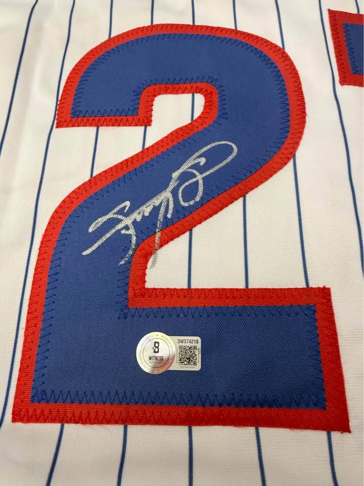 ⚾ Sammy Sosa “Slammin’ Sammy” Signed Custom Pinstripe Jersey – Beckett Witnessed