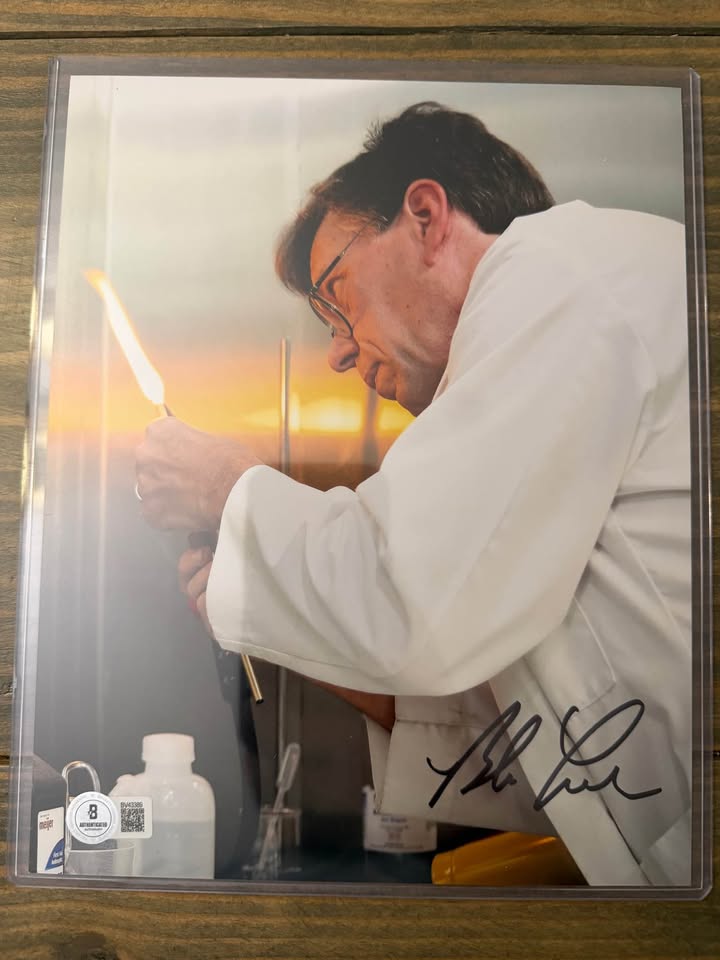 🔬 Bob Lazar Signed Photograph – Beckett Authenticated (BAS) $100