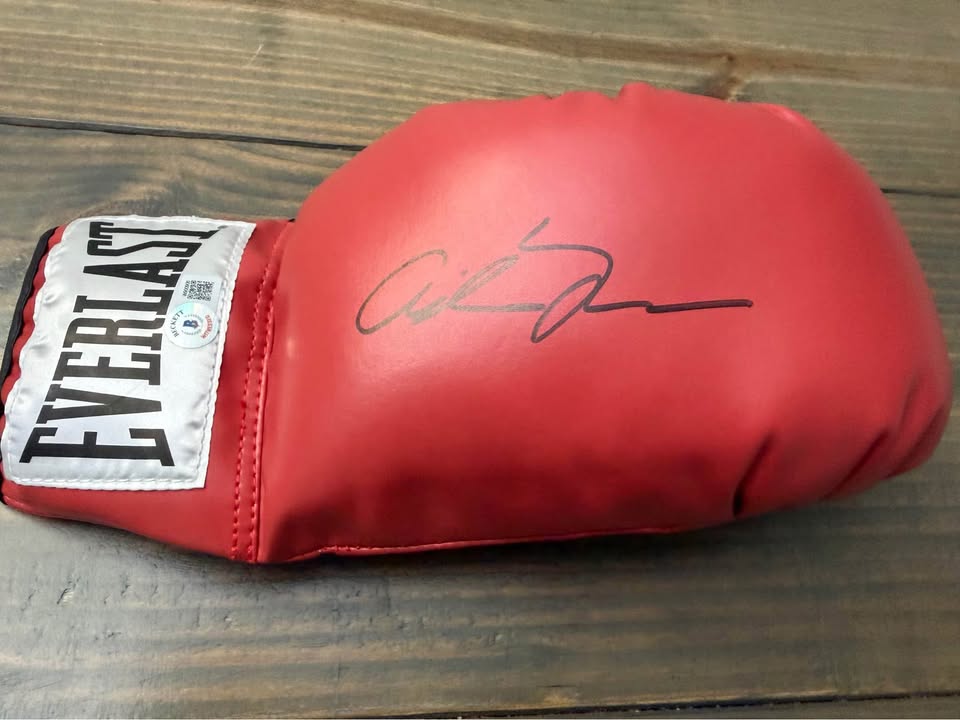 🥊 Antonio Tarver Signed Red Everlast Boxing Glove – Beckett Witnessed 🥊