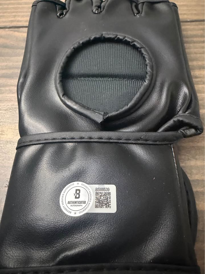 Tony Ferguson Signed MMA Glove (Beckett Authenticated)