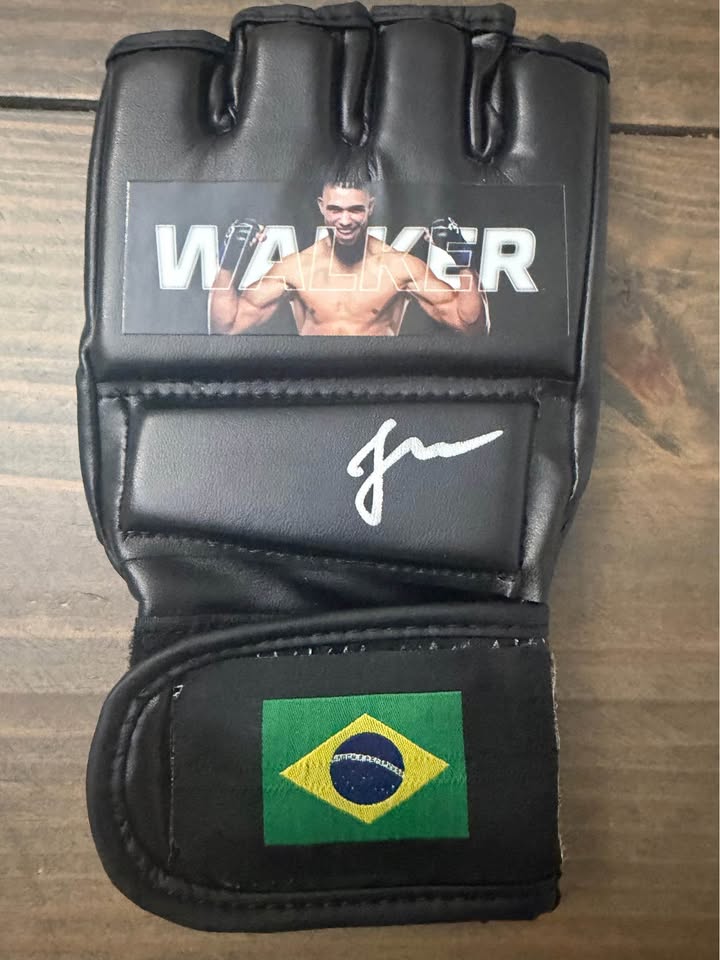 🔥 Johnny Walker Signed MMA Glove (Pristine)