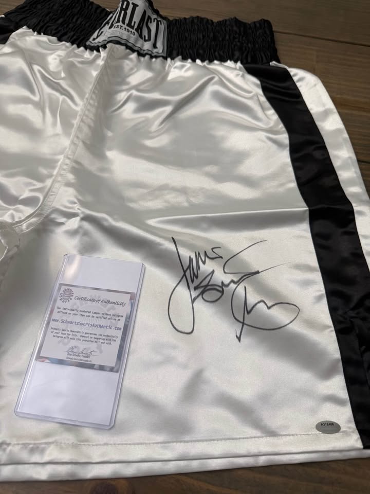 ✅ James Toney Signed Everlast Boxing Trunks “Lights Out” Schwartz COA