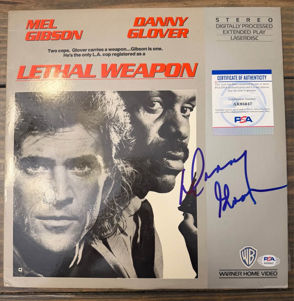 🎬 Danny Glover Signed Lethal Weapon LaserDisc – PSA Authenticated (Retro)