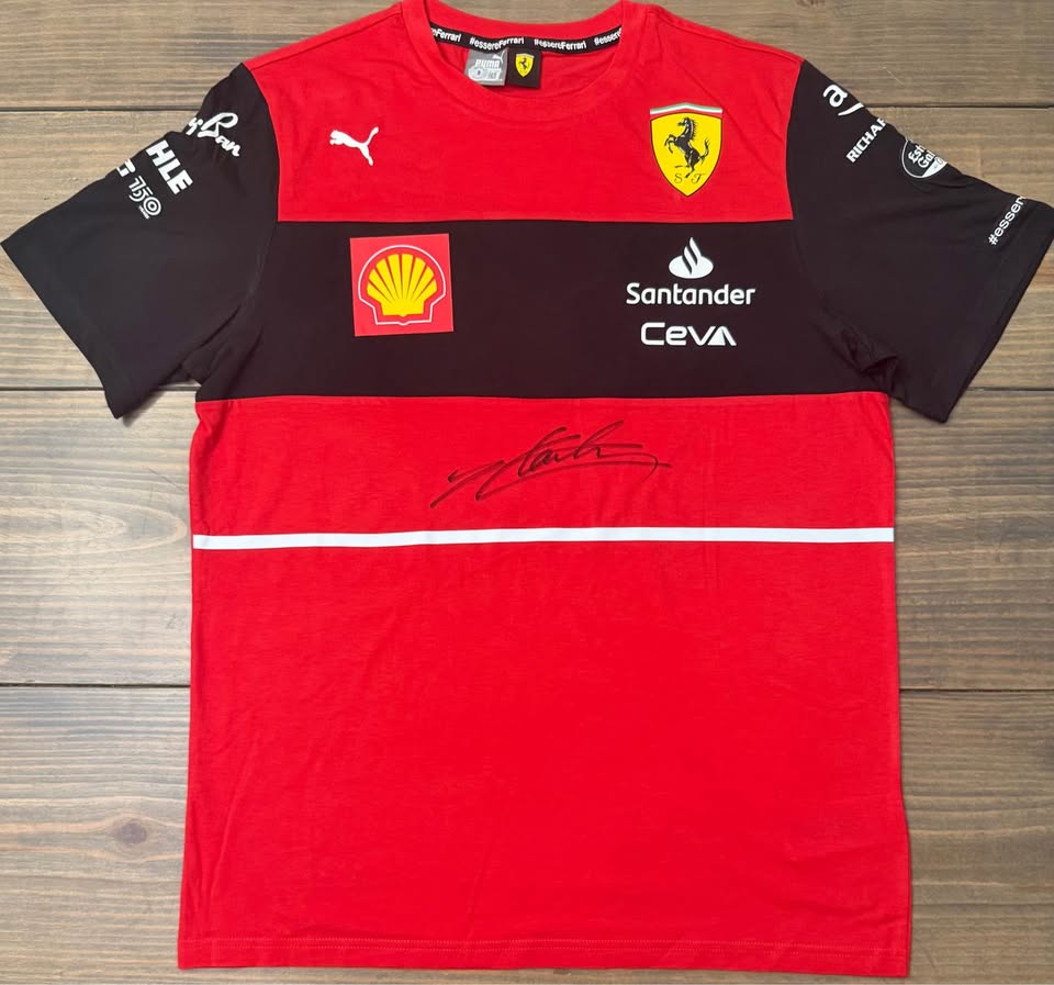 🏎️ Charles Leclerc Signed Scuderia Ferrari Team Shirt – Beckett Witnessed
