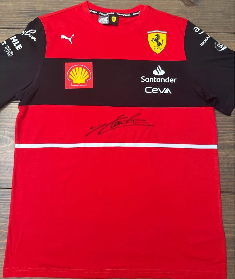 🏎️ Charles Leclerc Signed Scuderia Ferrari Team Shirt – Beckett Witnessed