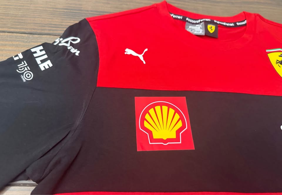 🏎️ Charles Leclerc Signed Scuderia Ferrari Team Shirt – Beckett Witnessed
