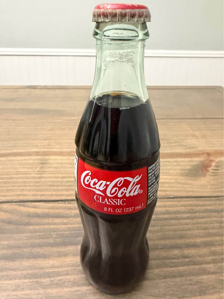 🏈🥤 Coca-Cola Super Bowl XXX Commemorative Bottle – 1996 Cowboys Championship Collectible 🥤🏈