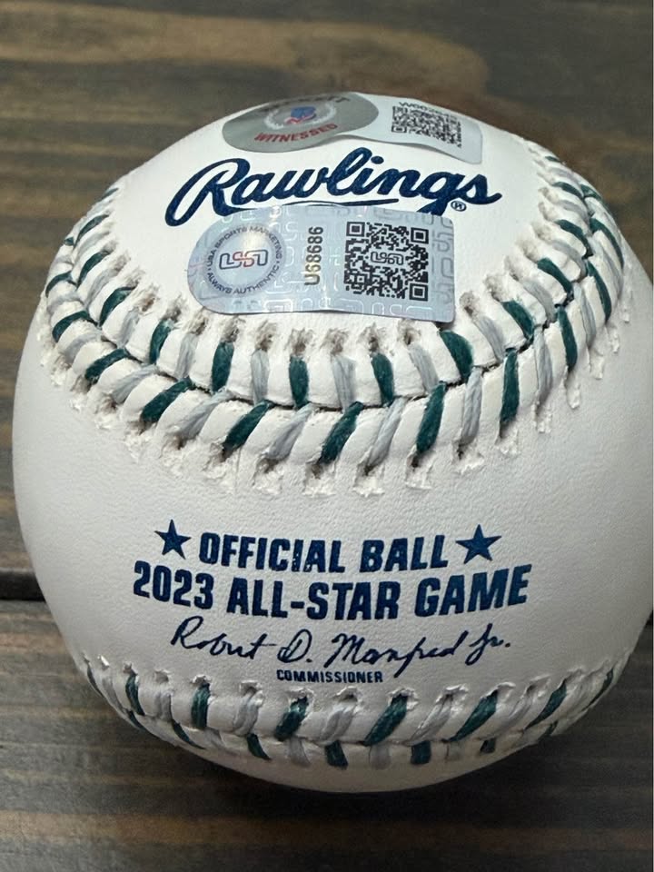 ⚾️ Elias Díaz Signed 2023 MLB All-Star Game Baseball – ASG MVP Inscription – Beckett Witnessed