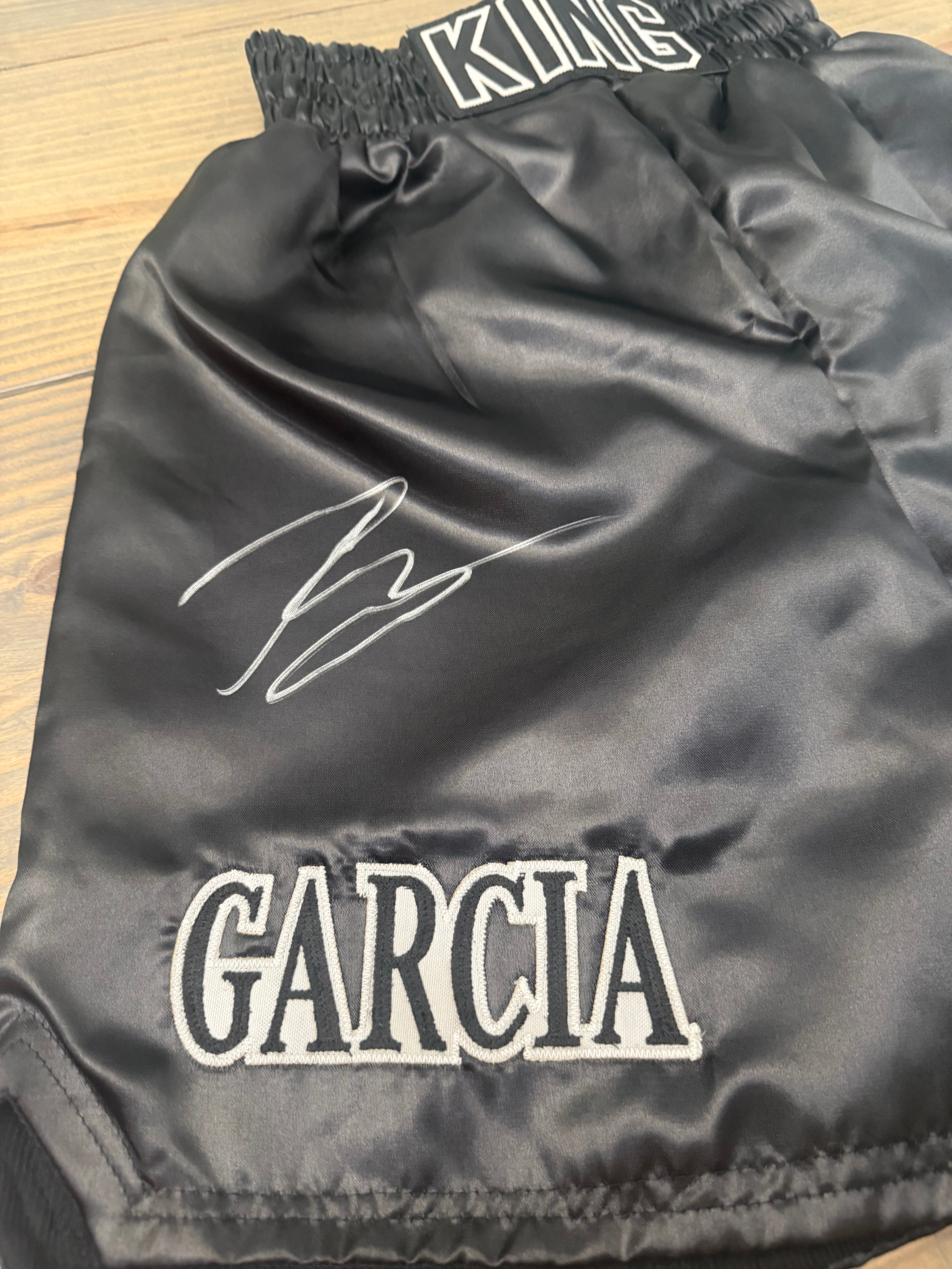 🥊 Ryan “KingRy” Garcia Signed Boxing Trunks – Beckett Witnessed Autograph – WBC Champion