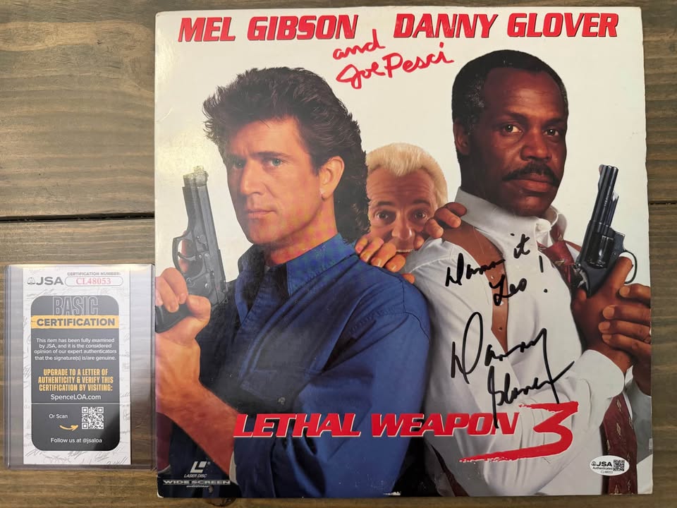 🎬 Danny Glover Signed Lethal Weapon 3 LaserDisc Album Cover – JSA Certified 🎬