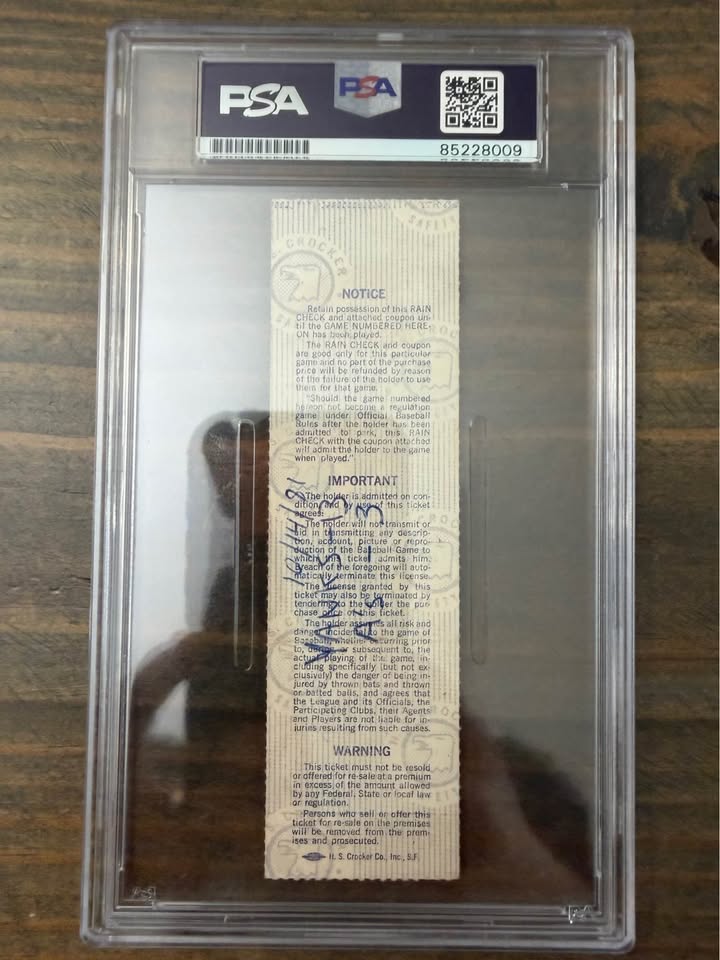 🏆 Reggie Jackson Signed 1981 American League Championship Series Ticket – PSA/DNA – Auto Grade GEM