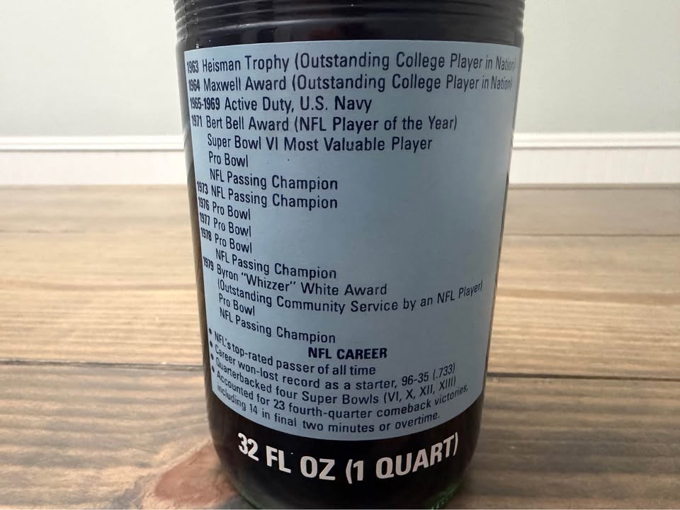 🏈 Roger Staubach Dr Pepper Commemorative Bottle – Dallas Cowboys – Vintage 32oz (Full / Unopened)