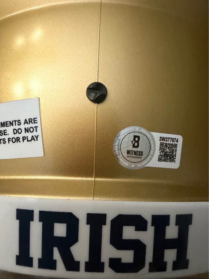 🏈 Rudy Ruettiger Dual-Signed Notre Dame Full-Size Helmet – Beckett Witnessed – Quote + Play Diagram