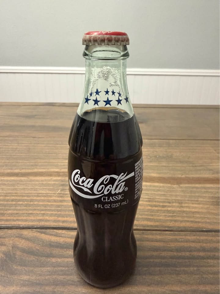 🥤🏈 Emmitt Smith 1995 Season Record Commemorative Coca-Cola Bottle – Unopened ⭐