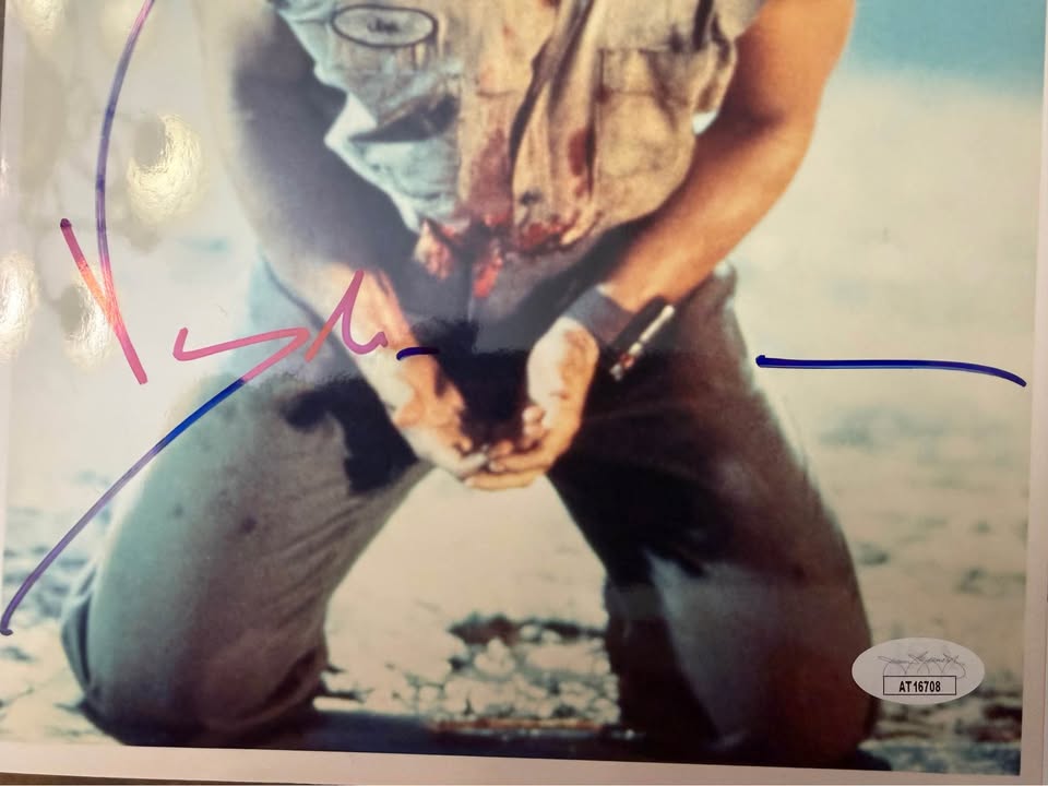 🎬🔥 Jean-Claude Van Damme Signed 8x10 Photo – JSA Certified 🔥🎬